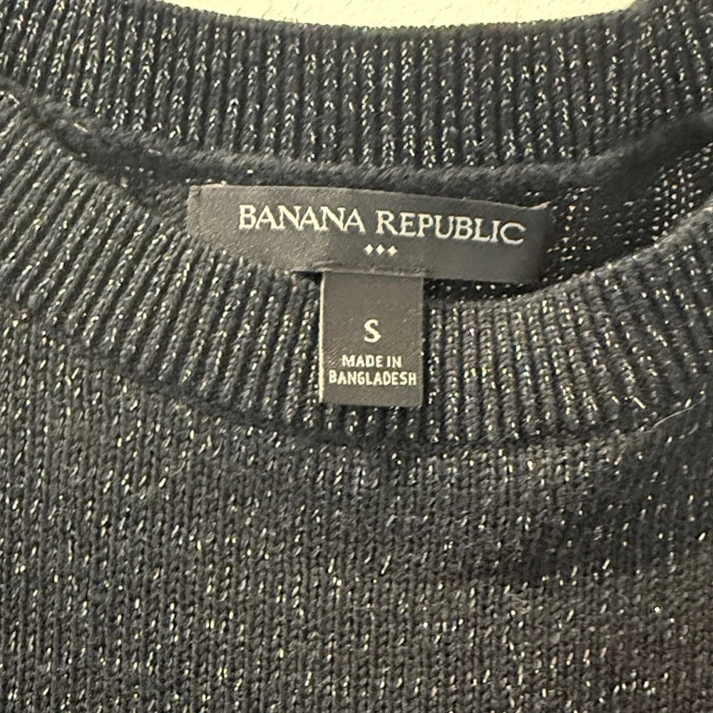 Banana Republic Black Knit Sweater - Picture 3 of 4